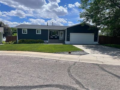 1865 Bonanza St