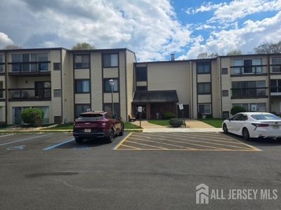 278 Crosse Dr APT 3F