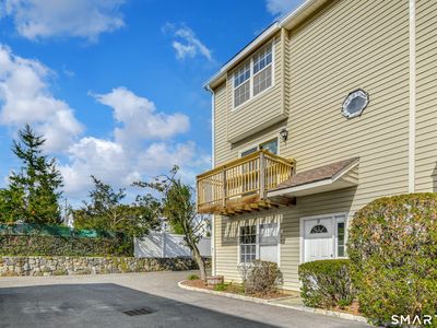 22 Dora Street #D