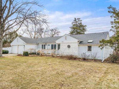 27W347 Washington Ave