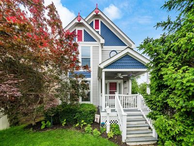 377 King Ave