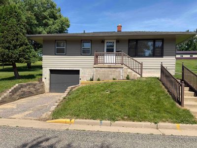 Property at 404 N Brooklyn Ave, Elroy, WI