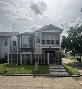 1923 Bittercreek Dr