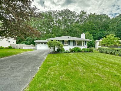 98 Burkedale Cres