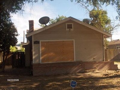 213 W Maple Avenue