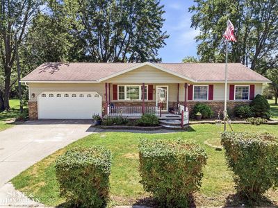 3655 Ravenswood Rd