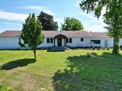 4082 N 374th Rd