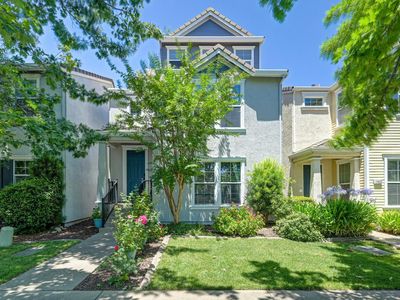 11021 International Dr