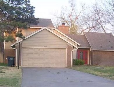 209 Laurel Pl