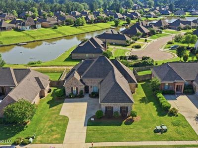 Property at 111 Claiborne St, Madison, MS