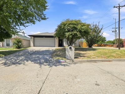 8195 Waterside Trl