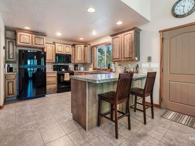 3926 N Elk Valley Way