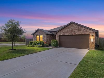 Property at 6706 Twin Oaks Ln, Rosenberg, TX