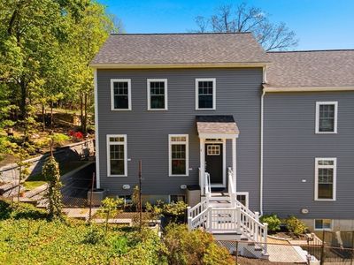 33 Charles St #33