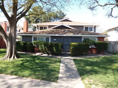 821 Carro Dr
