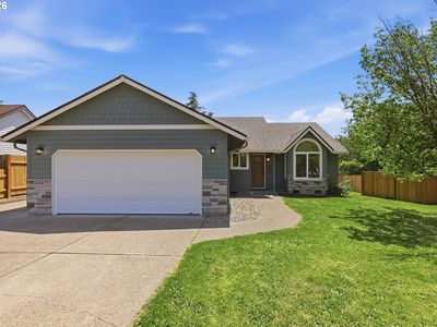 306 E Hilltop Dr