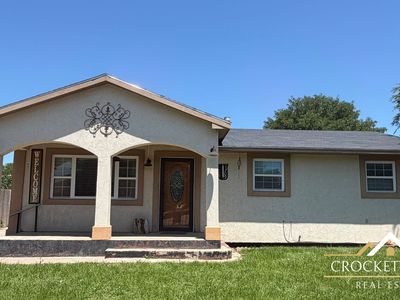 1709 W Neil St
