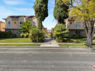 5329 Agnes Ave