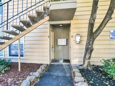 2236 Hillsborough Ct