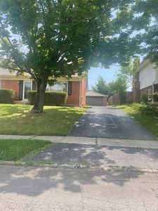 3852 Walhampton Dr