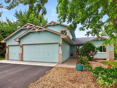14051 Jonquil Ln N