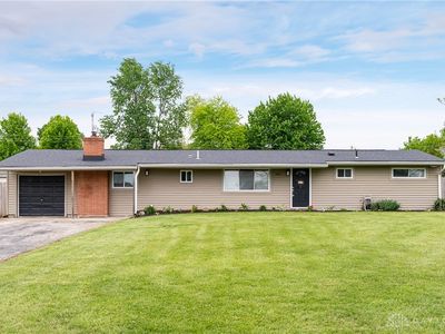 4051 Rosehill Dr