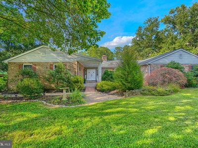8 Manor Brook Rd