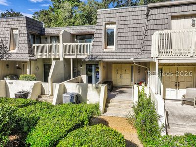 1 Gloucester Rd APT 105