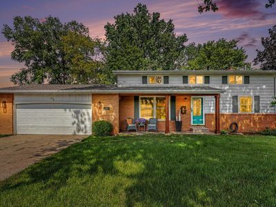 1695 Broadview Dr