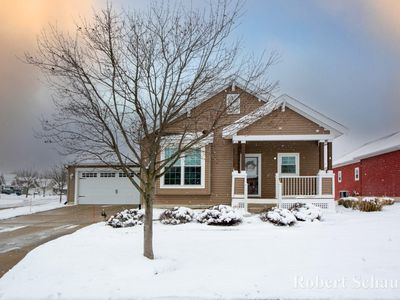 7597 Hometown Ct SE