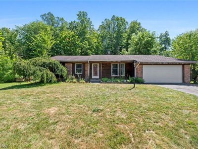 Property at 9720 Fox Hill Trl, Concord Twp, OH