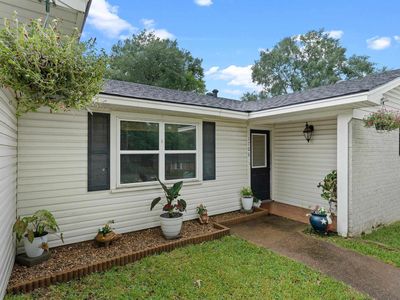 1706 Timberline Dr