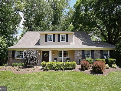 1138 University Dr
