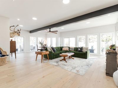 12213 Greystone Ter
