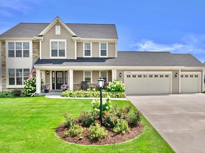 W222N4700 Seven Oaks Drive