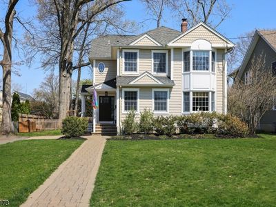 1311 Pine Grove Ave