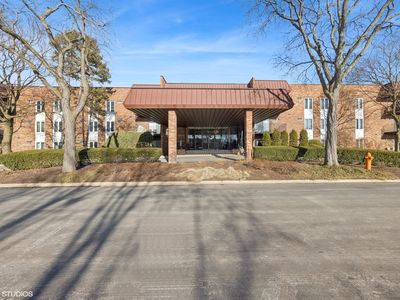 1121 W Ogden Ave APT 353