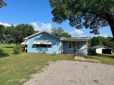 2704 N Highway 229