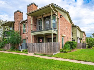 18800 Egret Bay Blvd APT 1611