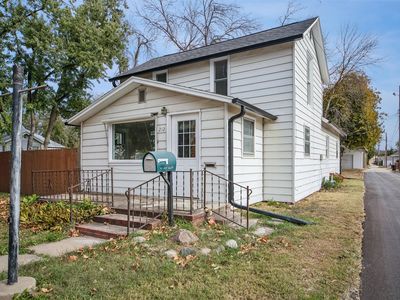 Property at 212 Nile Kinnick Dr N, Adel, IA