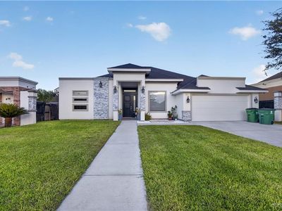 Property at 211 N 17th St, Hidalgo, TX