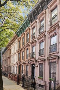 46 Saint Marks Pl