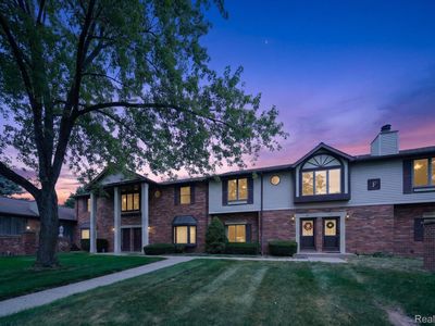 2321 London Bridge Dr Unit 22