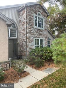 Property at 131 Greenview Dr, Lancaster, PA