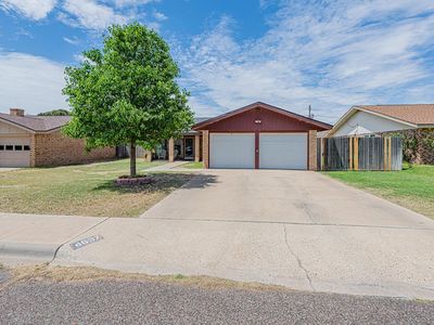 4637 Lamont Ave