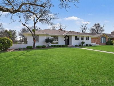 1120 Misty Glen Ln
