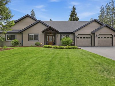 851 Thomas Ln