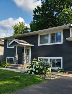 10225 99th Ave N