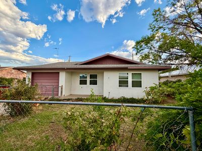 Property at 825 La Luz Dr, Belen, NM