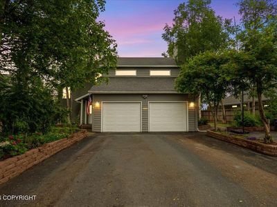 2261 Belmont Dr